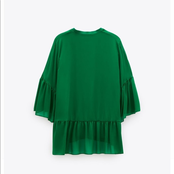 Zara Ruffled Flowy blouse - Picture 2 of 8